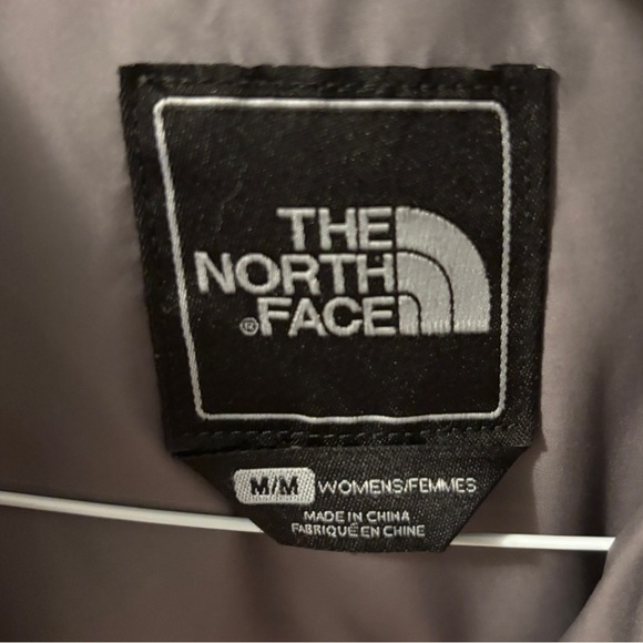 Women’s medium The North Face down coat 550 fill - Picture 4 of 4